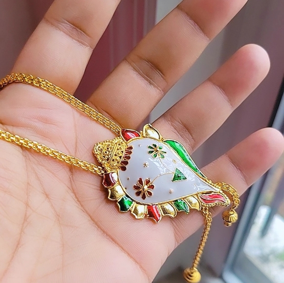 Snail Necklace Set Gold Plated with Hand painted meenakari Art work. 34 Inc - Picture 4 of 6